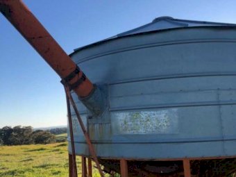 Sherwell 1411 D 28T Field Bin With Auger