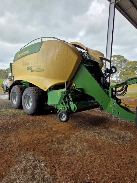 2024 Krone BIG Pack 1290 HDPIIXC 8 String V Knotter Large Square Baler