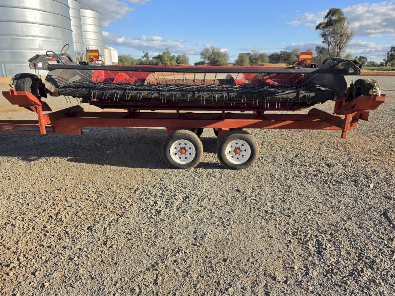 2005 Case IH 2016 Pickup Front
