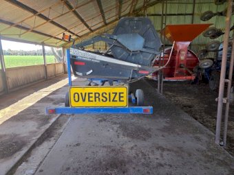 Macdon 972 Draper Front With Trailer