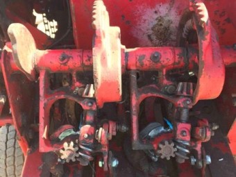 Small Square Baler With Grab And Accumulator