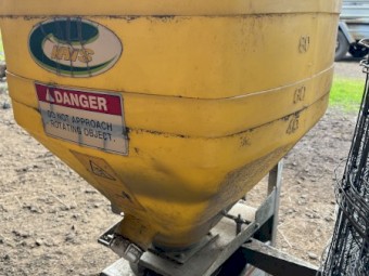 2019 IE-100 Iris spreader