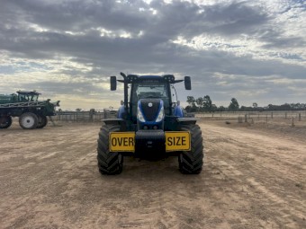 2022 New Holland T7.225 Tractor
