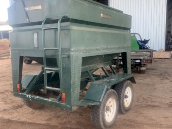 Paton Feed Out Wagon 