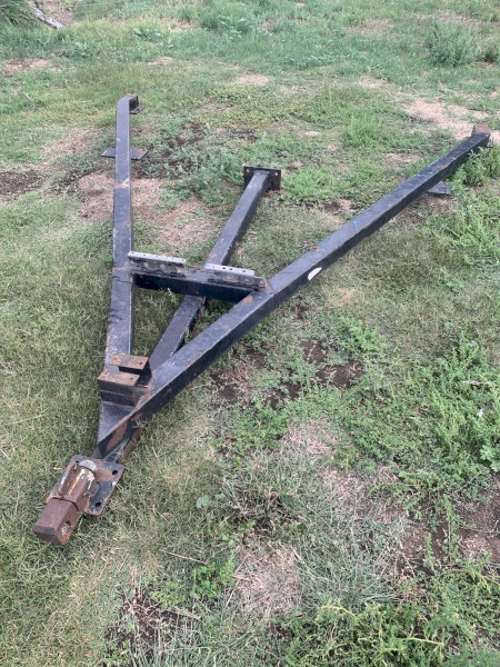 Air Seeder Hitch