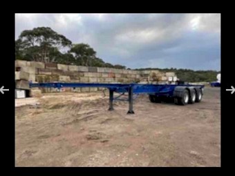 AA A Trailers Skel Trailer