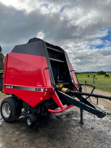 Case IH 628 Round Baler