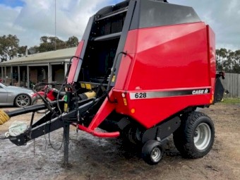 Case IH 628 Round Baler