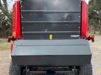 Case IH 628 Round Baler