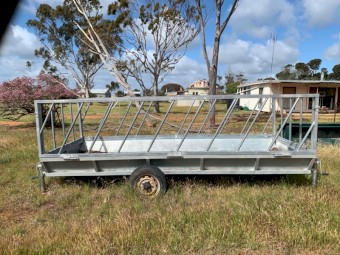 Square Bale Hay Feeder