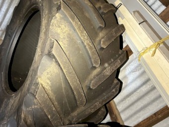 2x 600/70R30 Michelin MACHXBIB