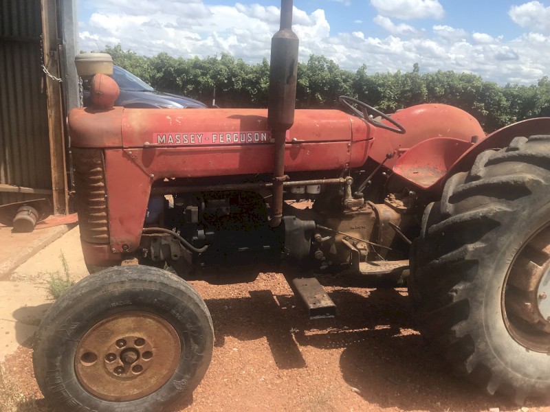 Massey Ferguson 65 Tractor