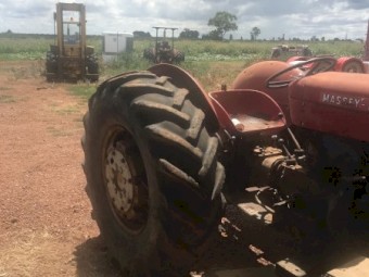 Massey Ferguson 65 Tractor
