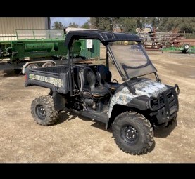 John Deere Gator