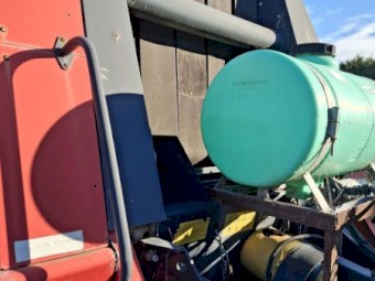 Vicon RV1901 Round Baler