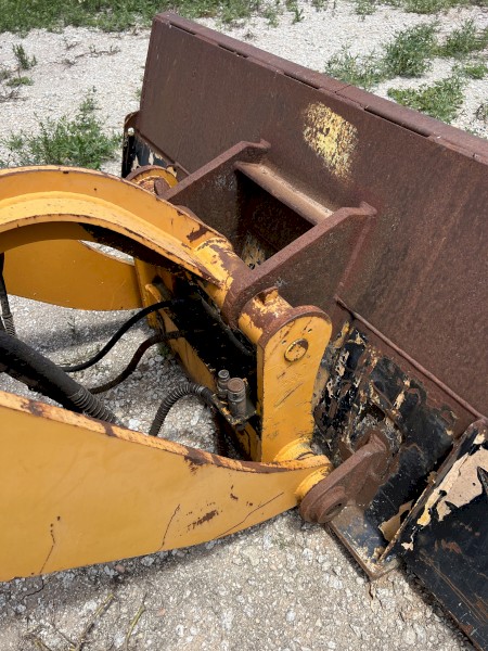 hay forks to suit victory loader
