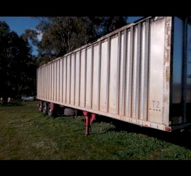 Freighter Walking Floor Trailer