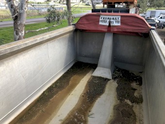 Barry Stoodly 4.2m tipper Body Kenworth Sub frame new hoist excellent condition roll top tarps 