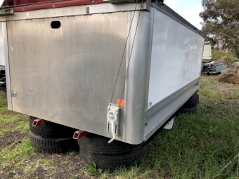 Barry Stoodly 4.2m tipper Body Kenworth Sub frame new hoist excellent condition roll top tarps 