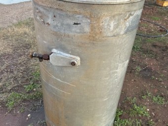 Western Star fuel tanks