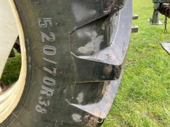 New Holland 8160 Tractor