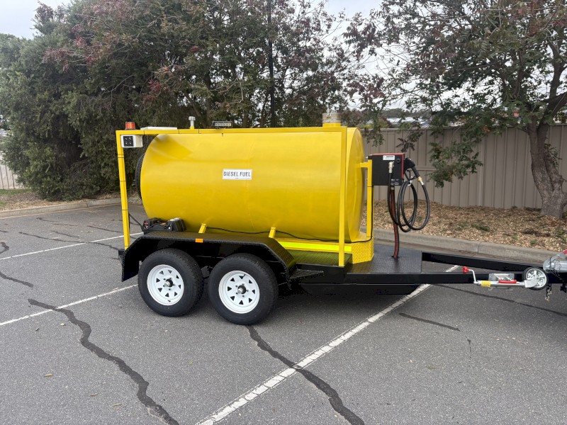 Solar Powered 2250L Fuel Trailer