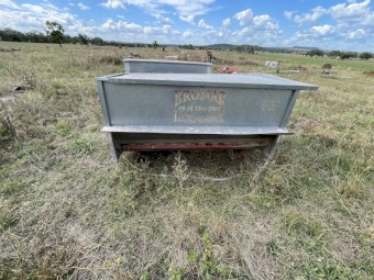Feeders Bromar and Cowra lick feeders