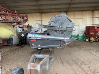 30ft 972 MacDon flex Draper 