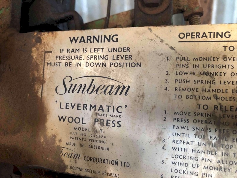 Sunbeam Levermatic Wool Press