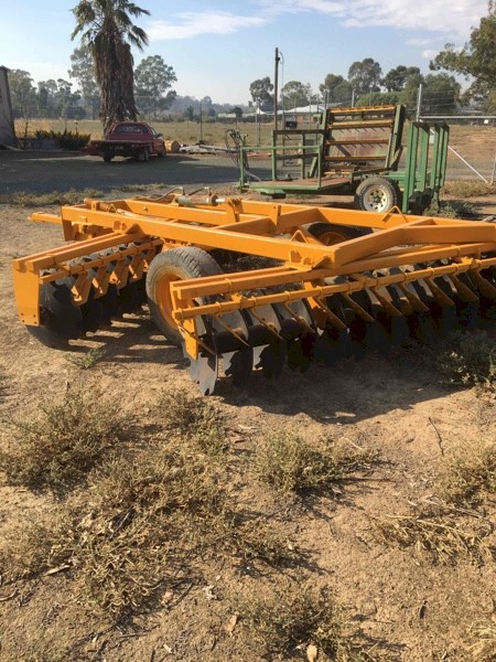 Connor Shea 32 Plate Trailng Offset Disc