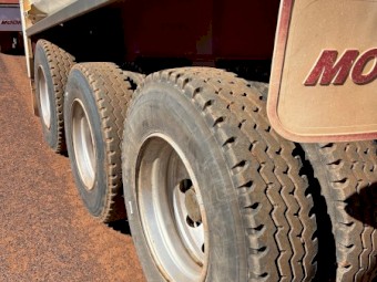 2011 Moore Road Train 