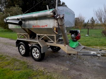 FarmPro Grouper Multibin Grain Feeder