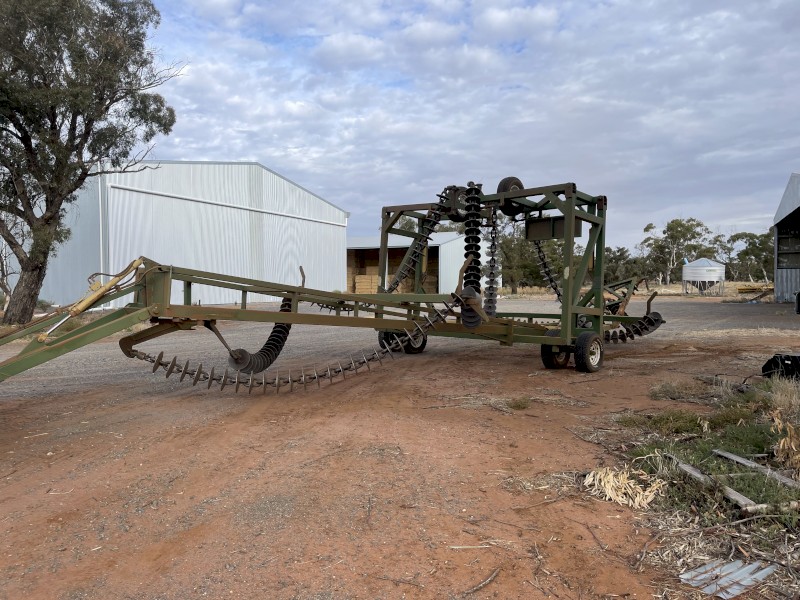Kelly Disc Chain 45’ Farm Tender