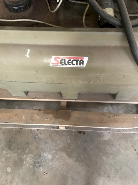 Portable Fuel Tank 200 litres + hand piece