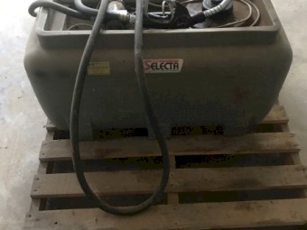 Portable Fuel Tank 200 litres + hand piece