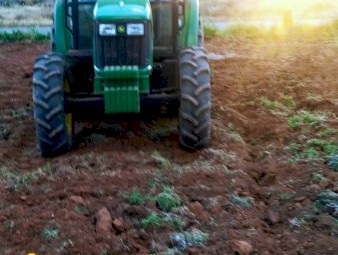2011 John Deere 5101E Tractor/Loader