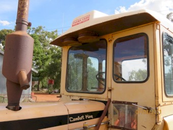 CASE 830 3 Point Linkage Tractor 