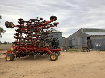 WANTED 3 Bin Air Seeder Cart