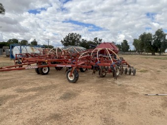 Morris Concept 2000 Air Seeder