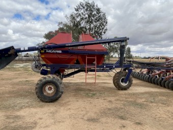 Morris Concept 2000 Air Seeder