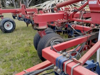 MORRIS  C1 Air Seeder