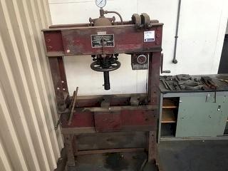 Servex 60Ton Press