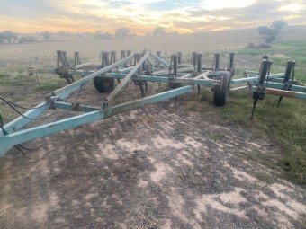 Horwood Bagshaw Stubble Master 20 Tyne Chisel Plough