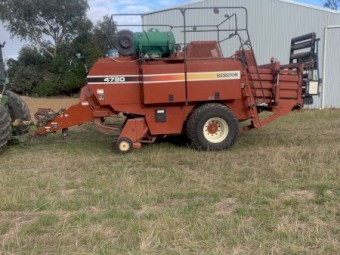 Hesston 4790 Baler