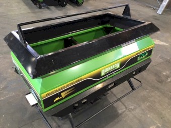 New Bernardin Infinity Linkage Twin Spinner Spreader