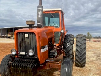 Allis Chalmers 7040