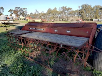 Massey Ferguson Combine