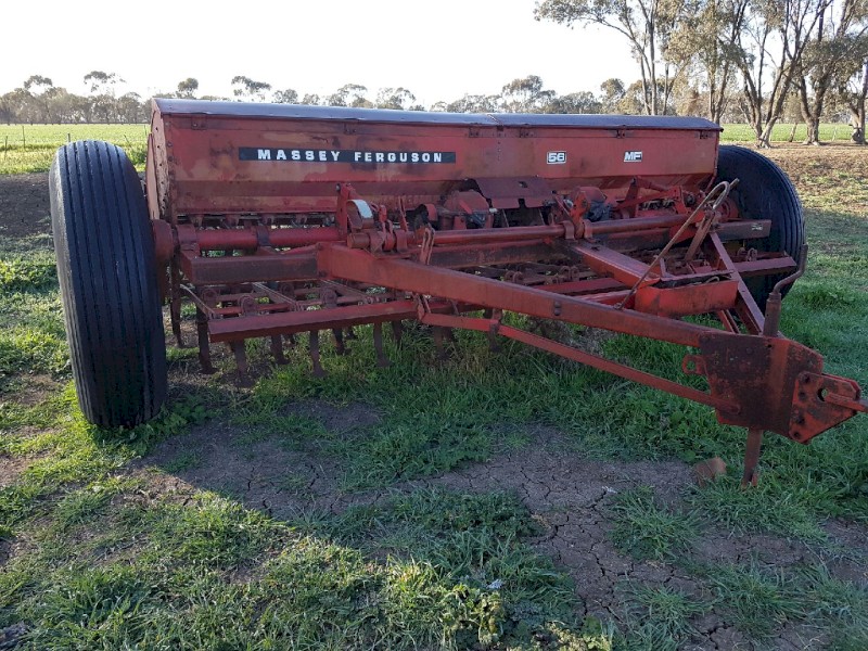 Massey Ferguson Combine