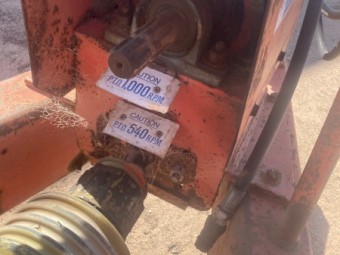 Leith 7000 Fertilizer Spreader