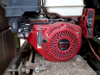 Grain Cleaner on international 1610 V8 Petrol Truck